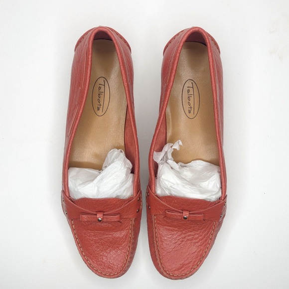 womens bow loafers